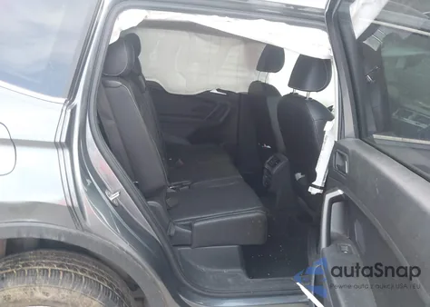 2021 Volkswagen Tiguan 2.0T Se/2.0T Se R-Line Black/2.0T Sel z USA, uszkodzony, nr VIN 3VV3B7AX0MM079265